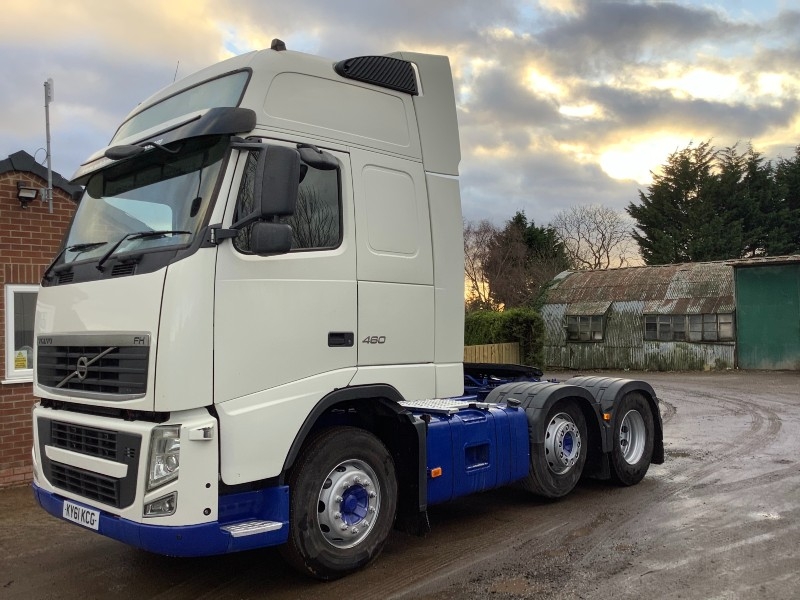 VOLVO FH460 6X2 TRACTOR UNIT 2011