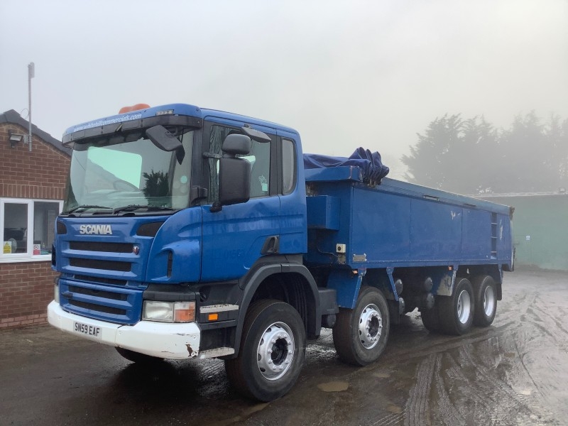 SCANIA P360 8X4 TIPPER 2009