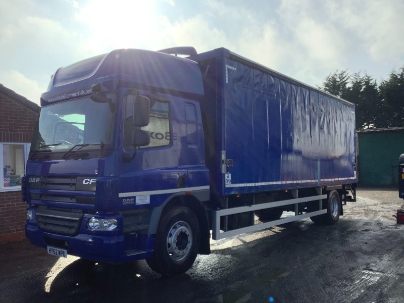 DAF CF 65.220 4X2 CURTAINSIDER 2012